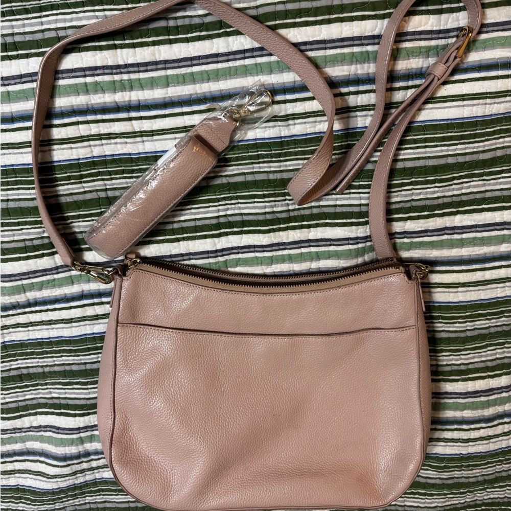 Elegant Mauve Leather Crossbody Bag
